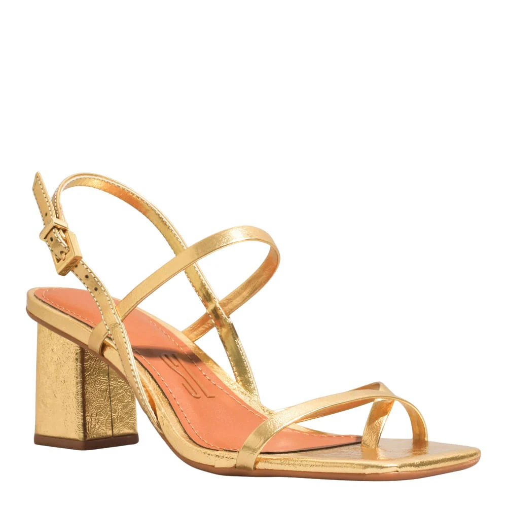 Sandália Metalizado Reflexo Bico Quadrado Dourado - vista 2 de 3
