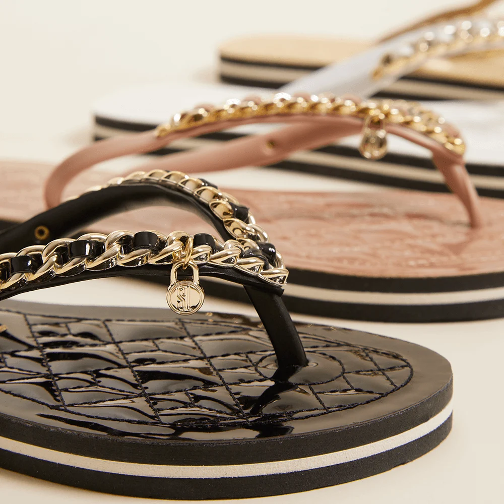 Chinelo Flip Flop Verniz Preto Corrente - vista 6 de 7
